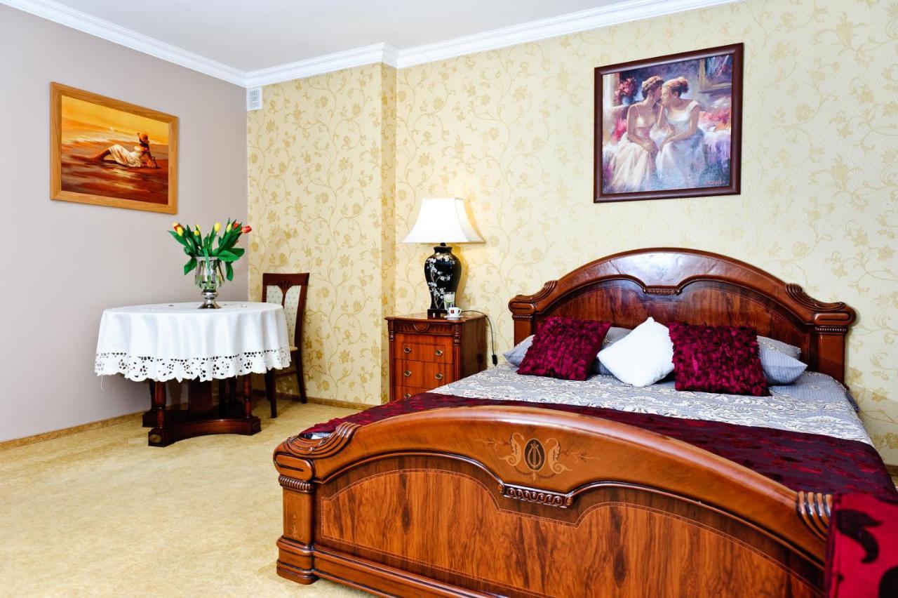 Hotel Palac Akropol ルブリン エクステリア 写真