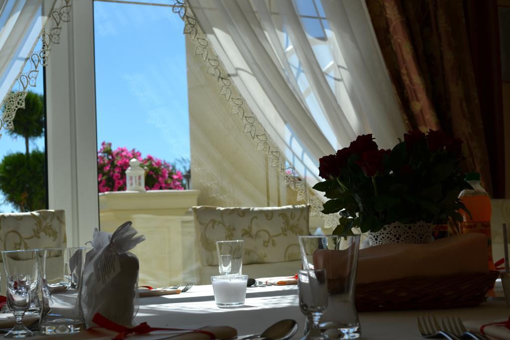 Hotel Palac Akropol ルブリン エクステリア 写真